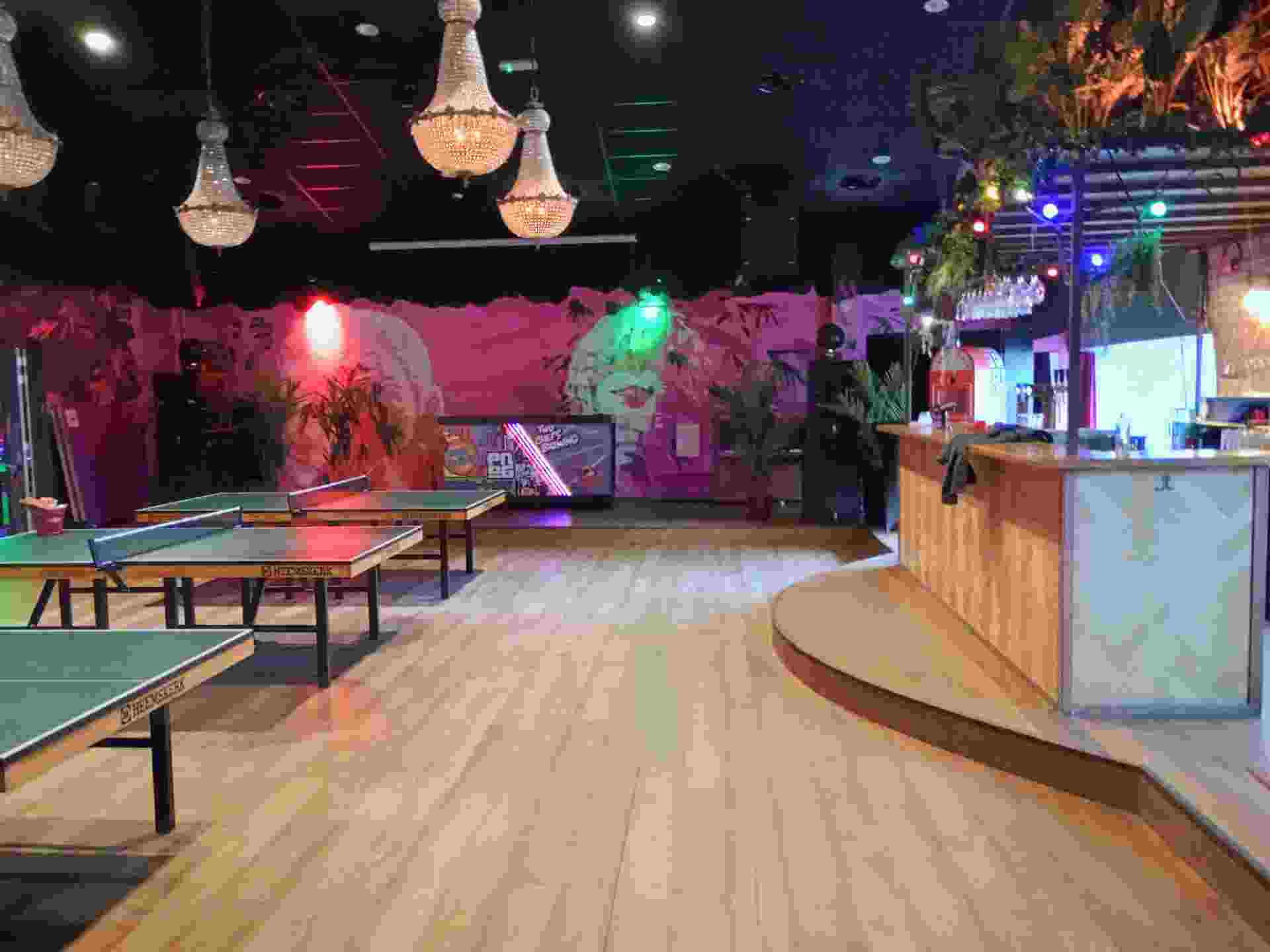 IMG_20250204_tafeltennisruimte en bar.jpg