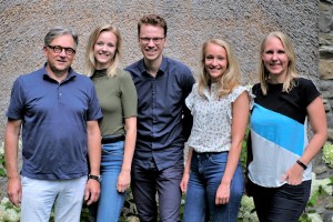 1. Het huidige onderzoeksteam van links naar rechts. Hoofdonderzoeker prof. dr. Teus van Laar; uitvoerend onderzoekers Hanna Slomp, Jeffrey Boertien & Sofie Slingerland; postdoc onderzoeker Sygrid van der Zee.