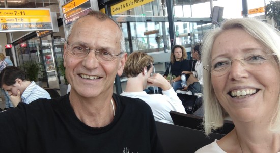 Monique en Marco Schiphol.jpg