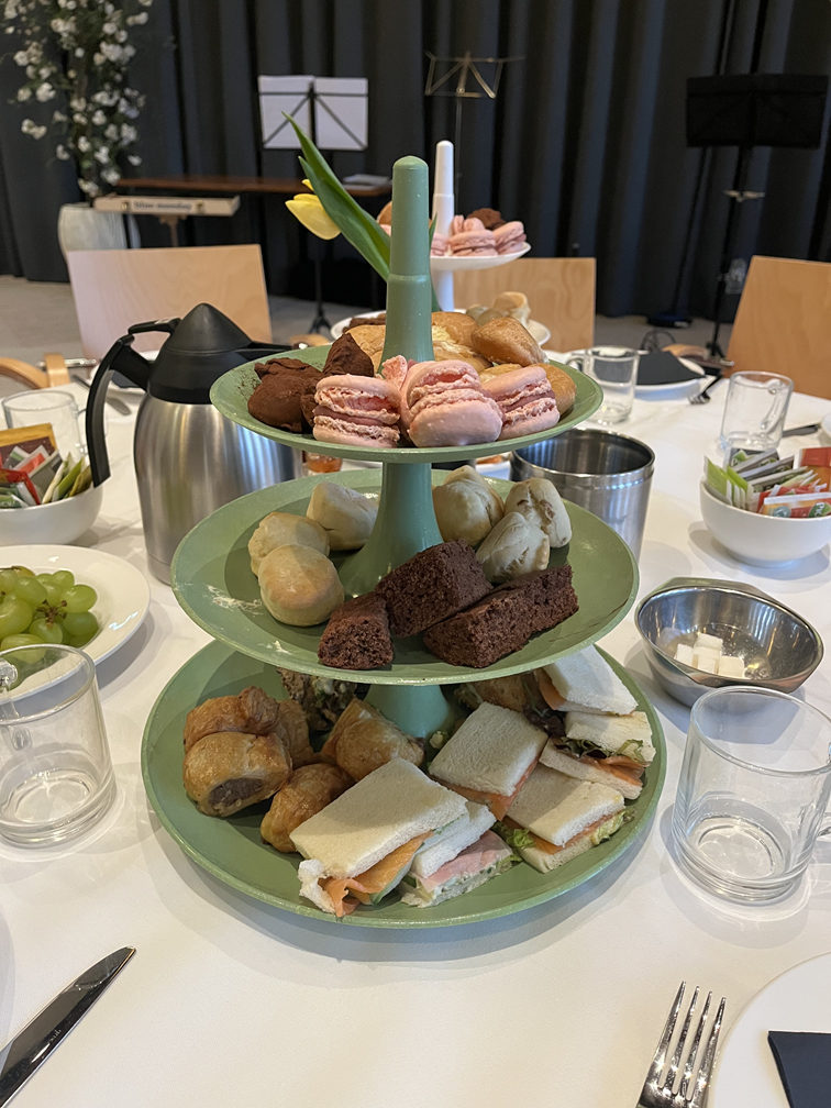 etagere high tea.png